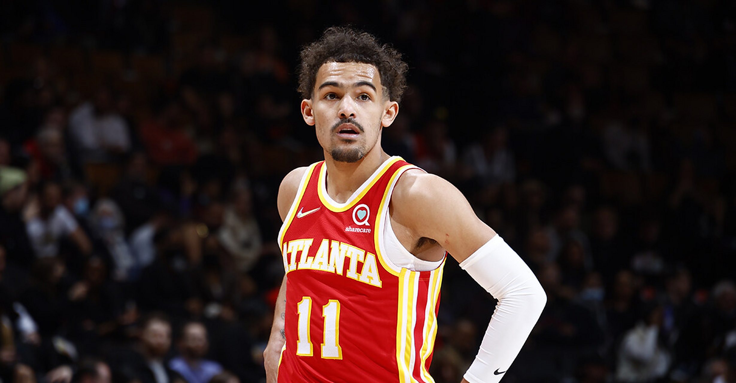 与逐年绩效 与逐年绩效